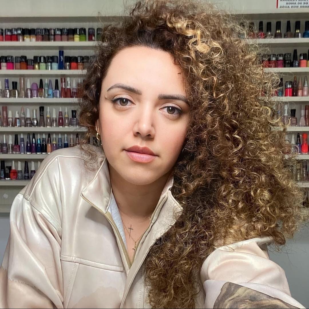 Elaine Arriero – Nail Designer